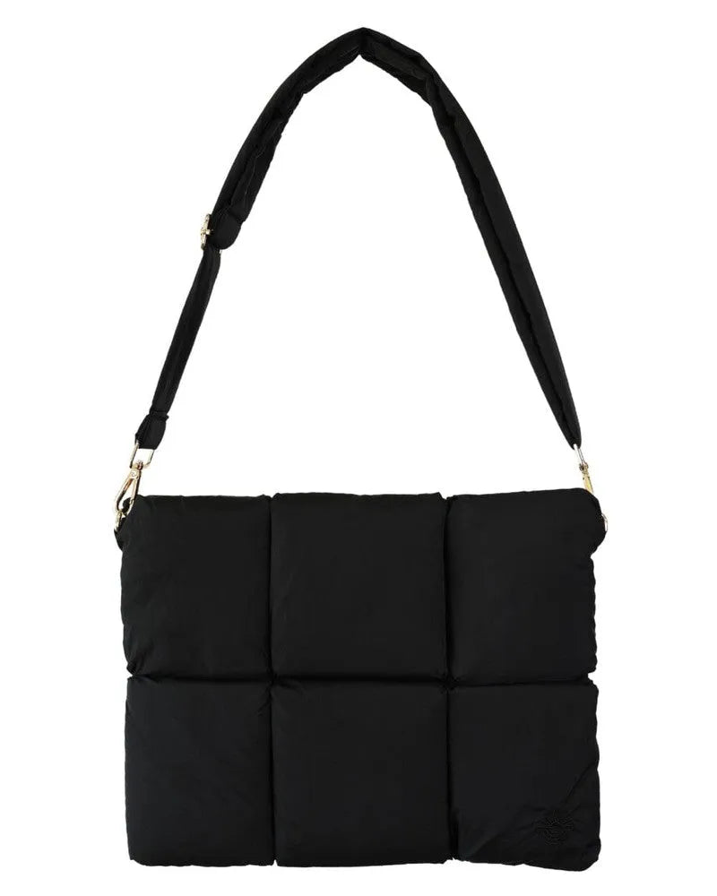shopcaselyus.com